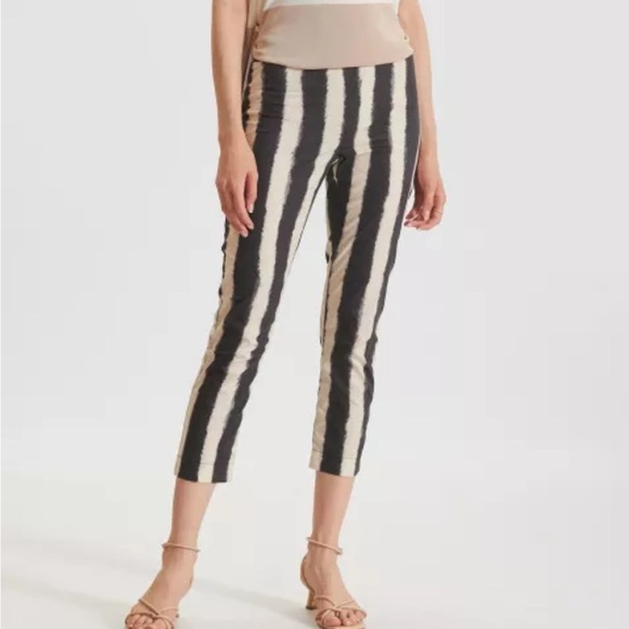 Liviana Conti Pants - Liviana Conti lightweight striped cotton elastic waist pants size US8 (46)